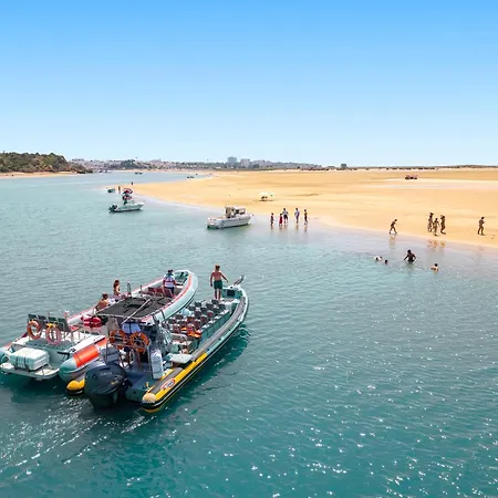 Montego - Acolhedor, Com Piscina - *